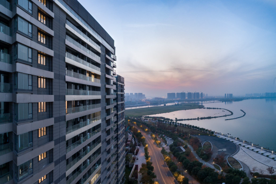 鉑悅犀湖（中國(guó)土木工程詹天佑獎(jiǎng)優(yōu)秀住宅小區(qū)金獎(jiǎng)，全國(guó)用戶(hù)滿(mǎn)意工程）